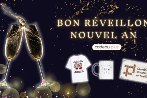Verres de champagne pétillant pour le 31 décembre, avec des cadeaux personnalisés : t-shirt, mug et cadre photo familial.